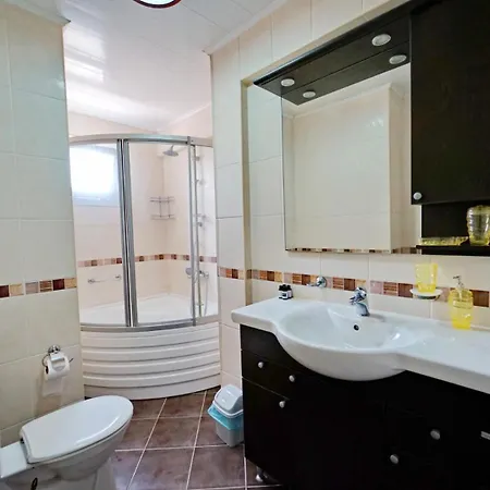 Hotell Nehir 4*